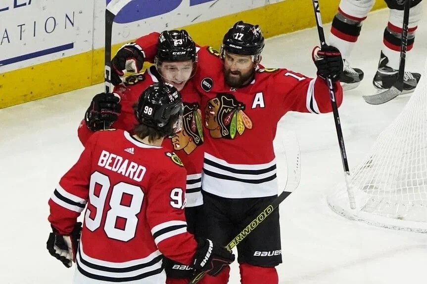 Blackhawks Face Coaching Crisis: Davidson’s Tough Decisions&nbsp;Ahead
